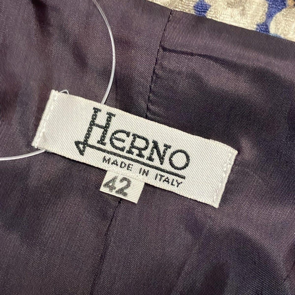 ヘルノ42 マーク♡♡♡ HERNO(ヘルノ) ジャケット サイズ42 M レディース美品