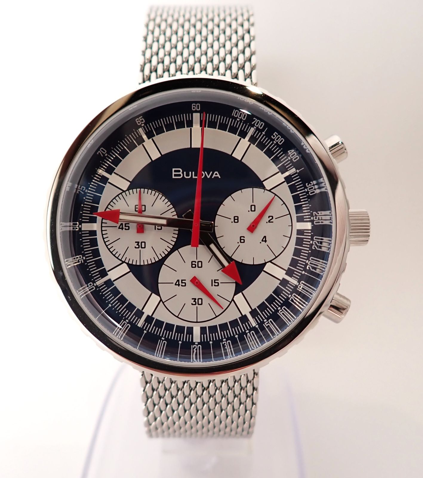 未使用品 箱付き BULOVA(ブローバ) アーカイブスシリーズ クロノグラフ 