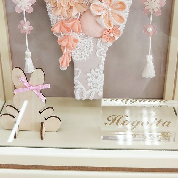 凛 オフホワイトアクリルケース飾り