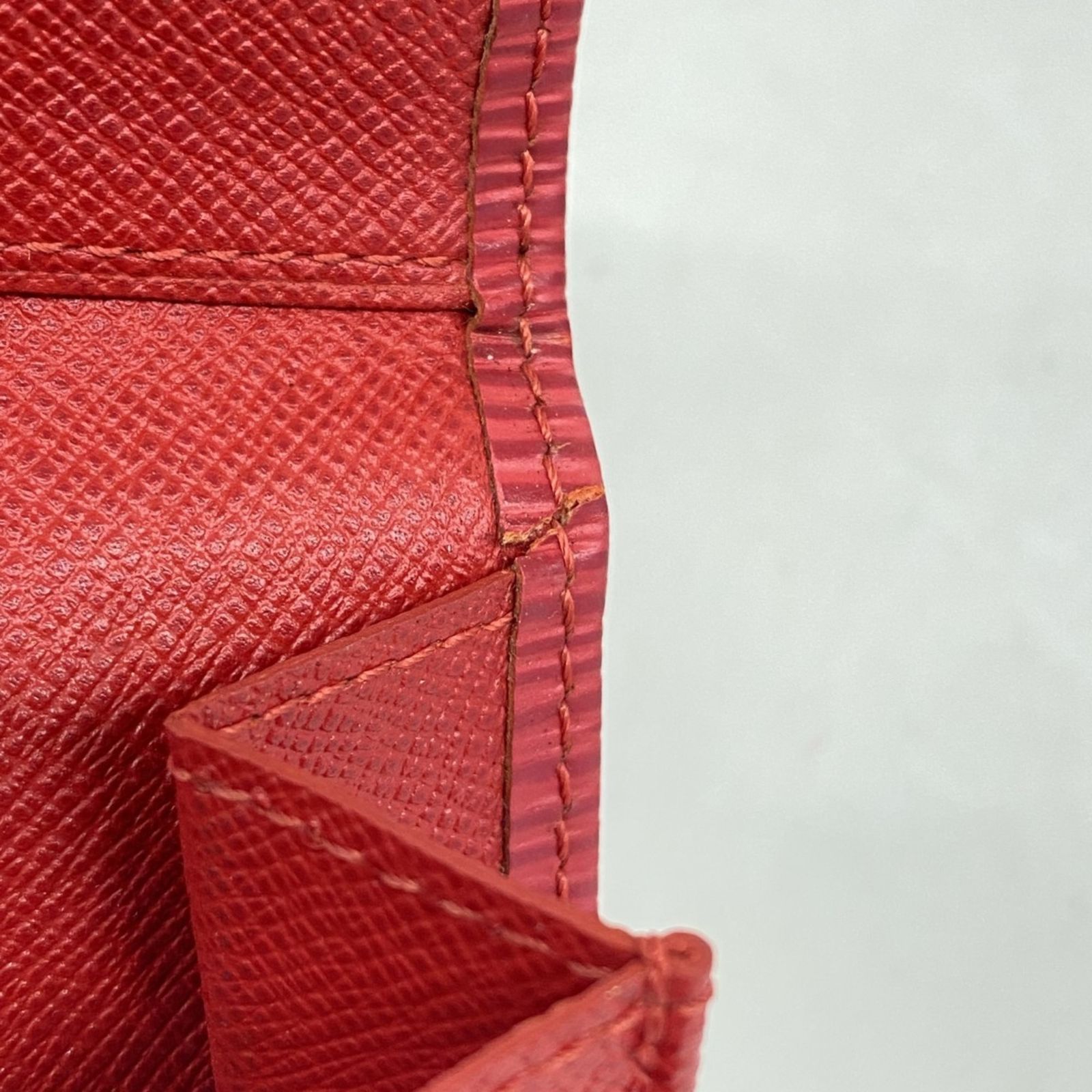 Vuitton ルイ