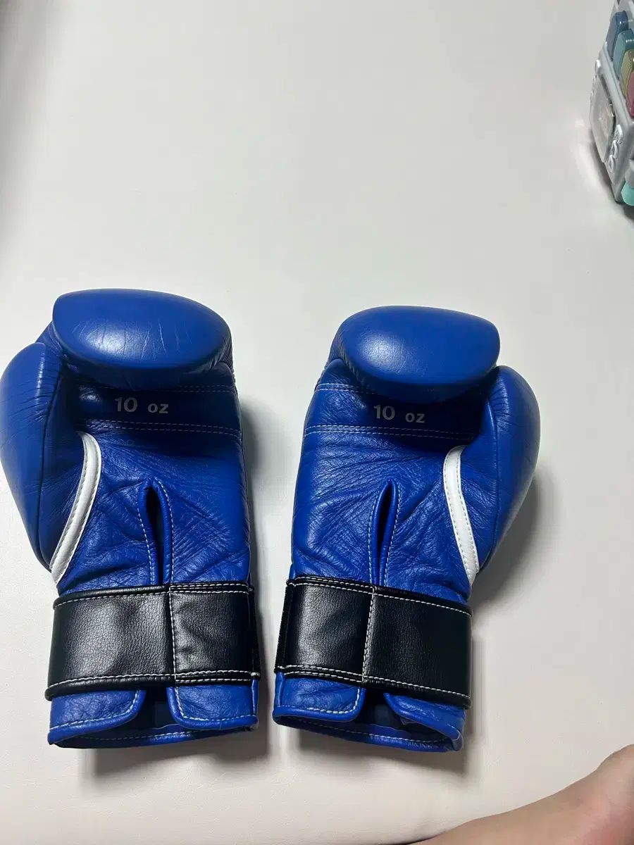 Winning ボクシンググローブ10oz ブルー Winning グローブ 10oz 紐