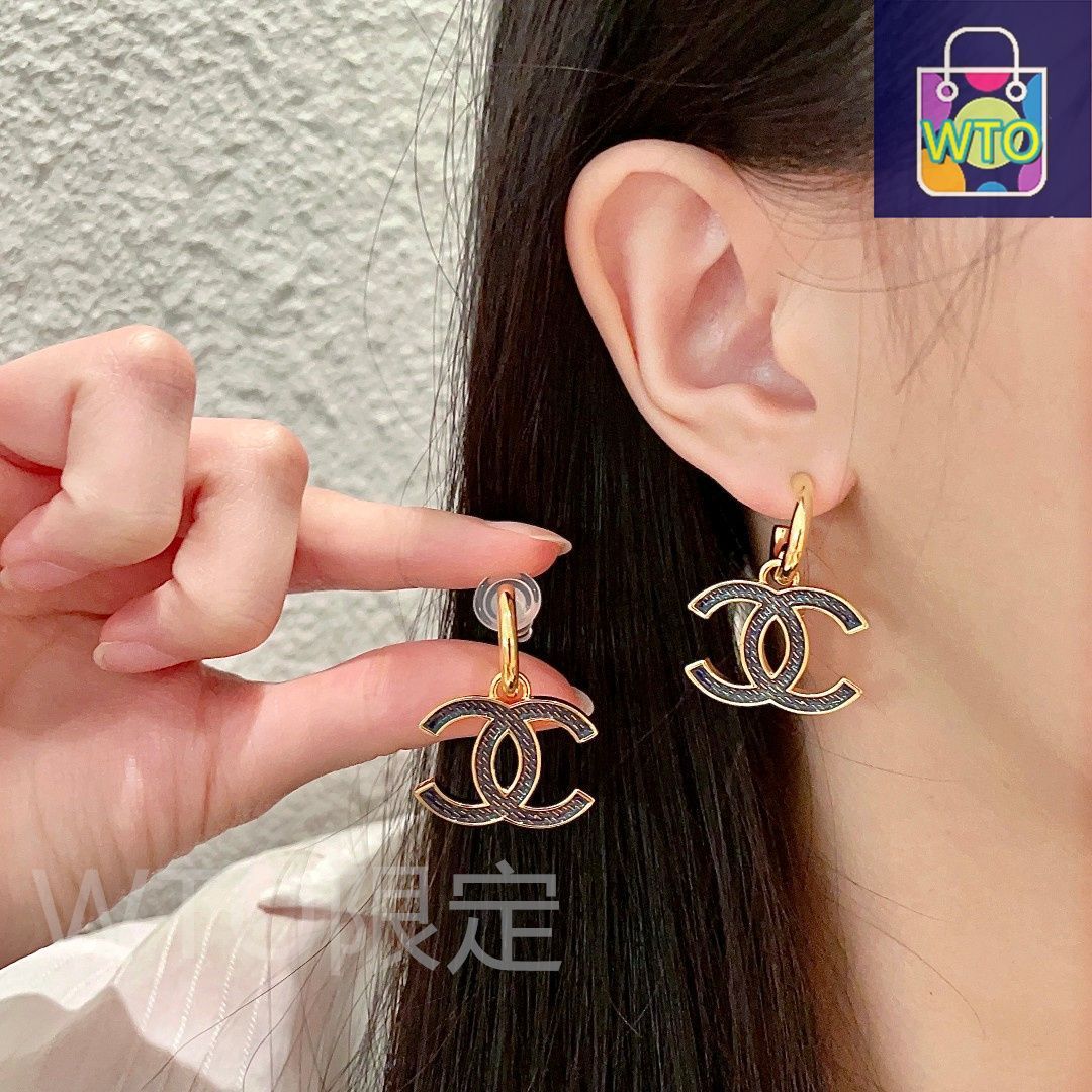 今日WTO】Chanel ヴィンテージ アルファベットピアス 送料無料