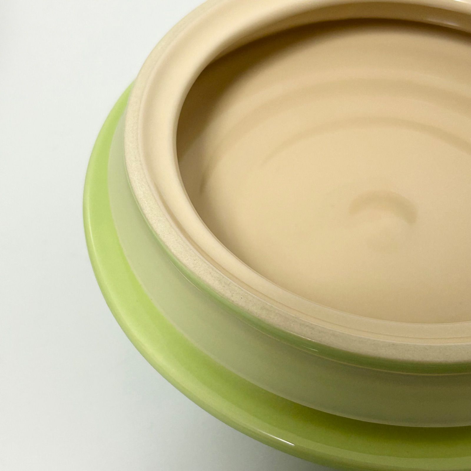 ペットフードコンテナ