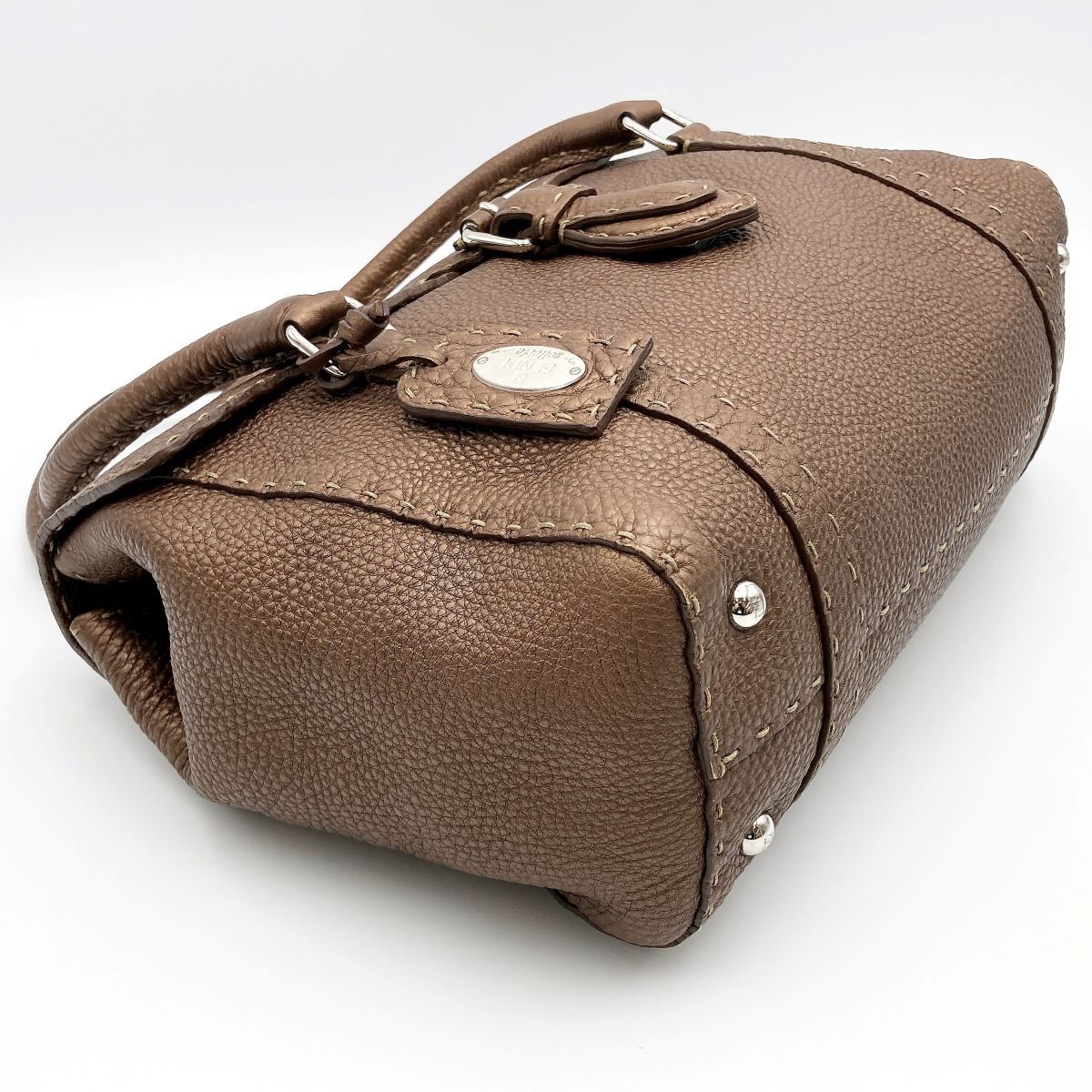 極美品 FENDI セレリア ミニリンダ レザーハンドバッグ FENDI フェンディ セレリア ミニリンダ ハンドバッグ ピンク