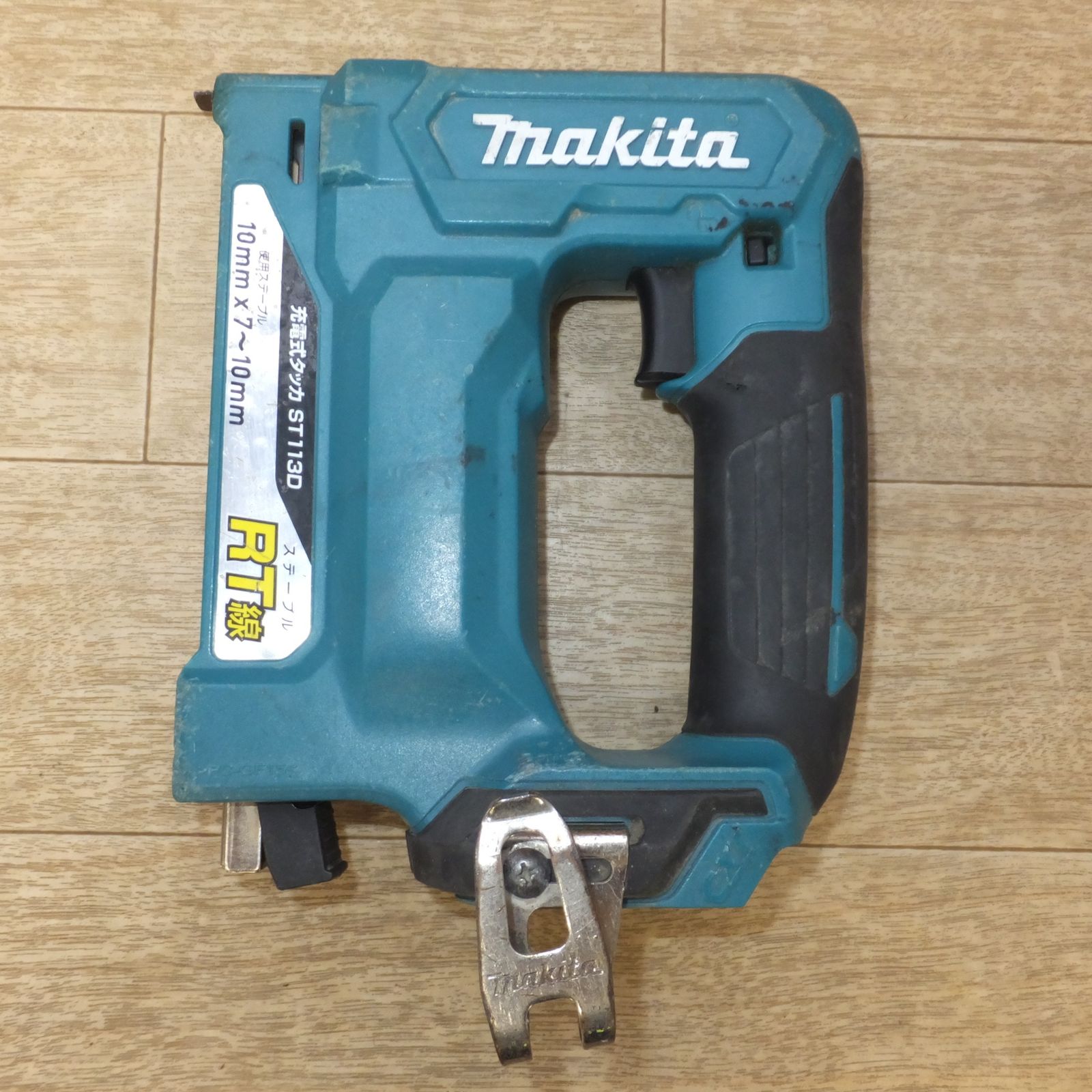 マキタ 充電式タッカ st113d バッテリー多数 10.8v マキタ 充電式タッカ st113d バッテリー多数 10.8v