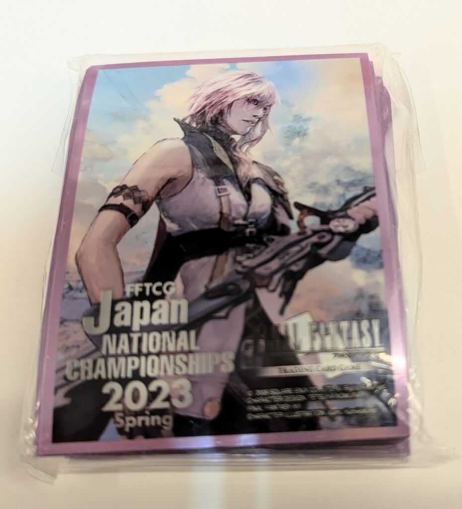 スクウェアエニックス カードスリーブ FFTCG ライトニング FF13