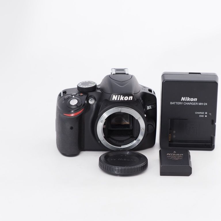 D3200
