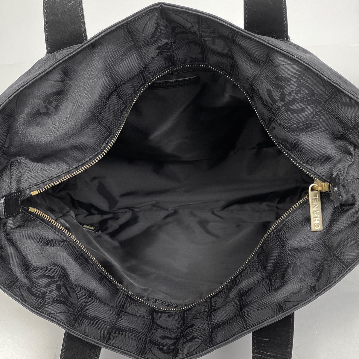 CHANEL ニュートラベルライントートバッグ CHANEL シャネル ニュートラベルライン トートバッグ ベージュ