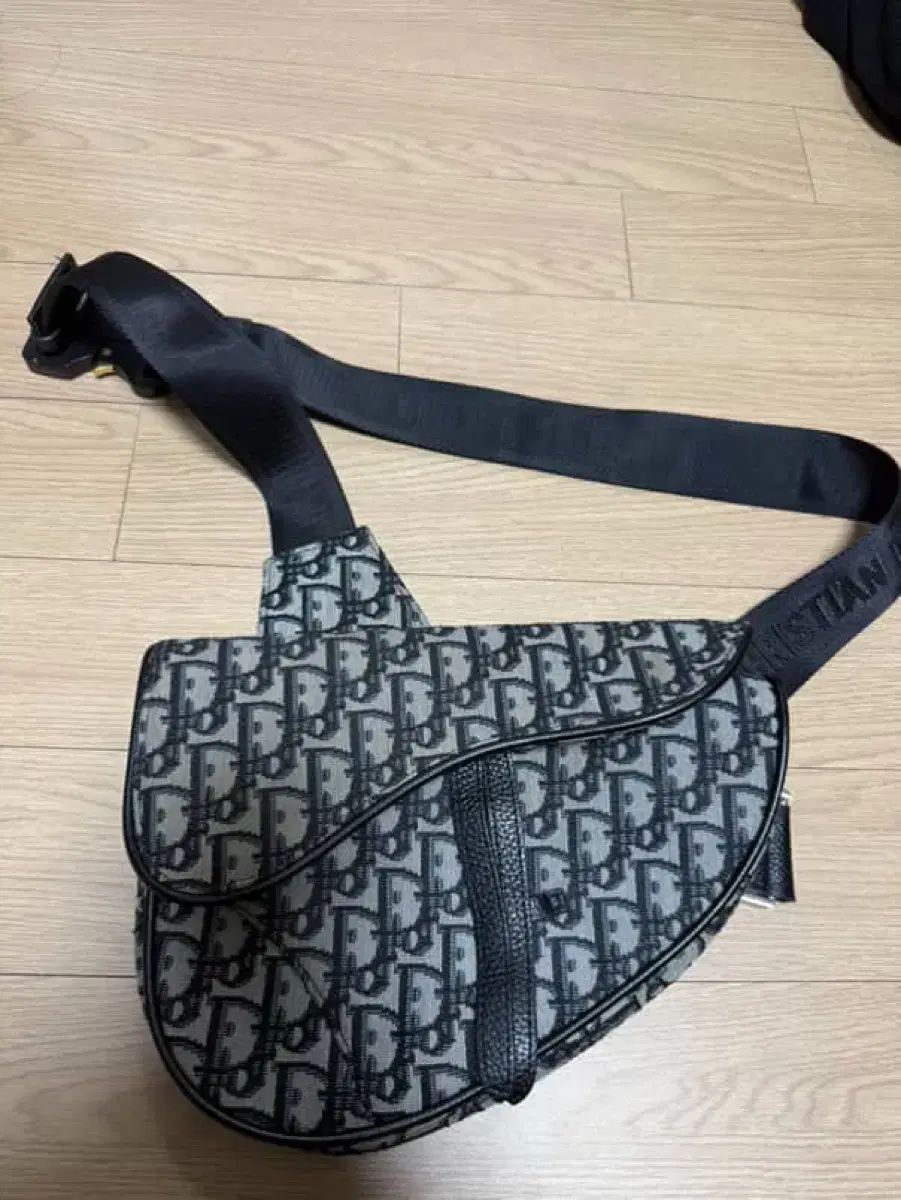  ディオール オブリーク サドルバッグ メッセンジャーバッグ ショルダーバッグ