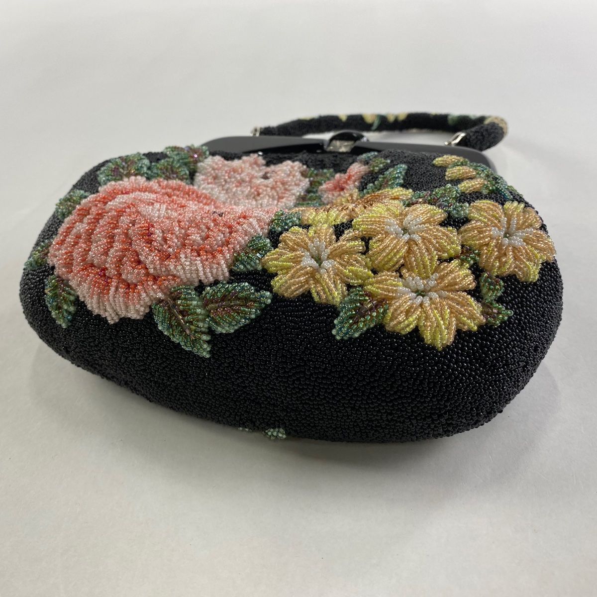 和装バッグ 名品 ビーズバッグフォーマル 草花 黒 ビーズ 和装小物