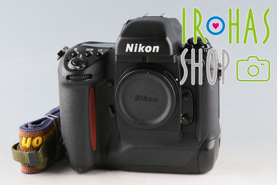 Nikon F5 35mm SLR Film Camera #59319E4 - メルカリ