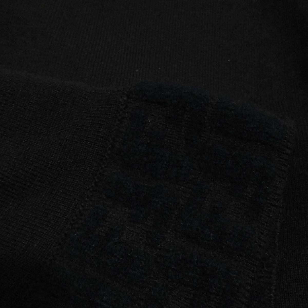 FENDI フェンディ