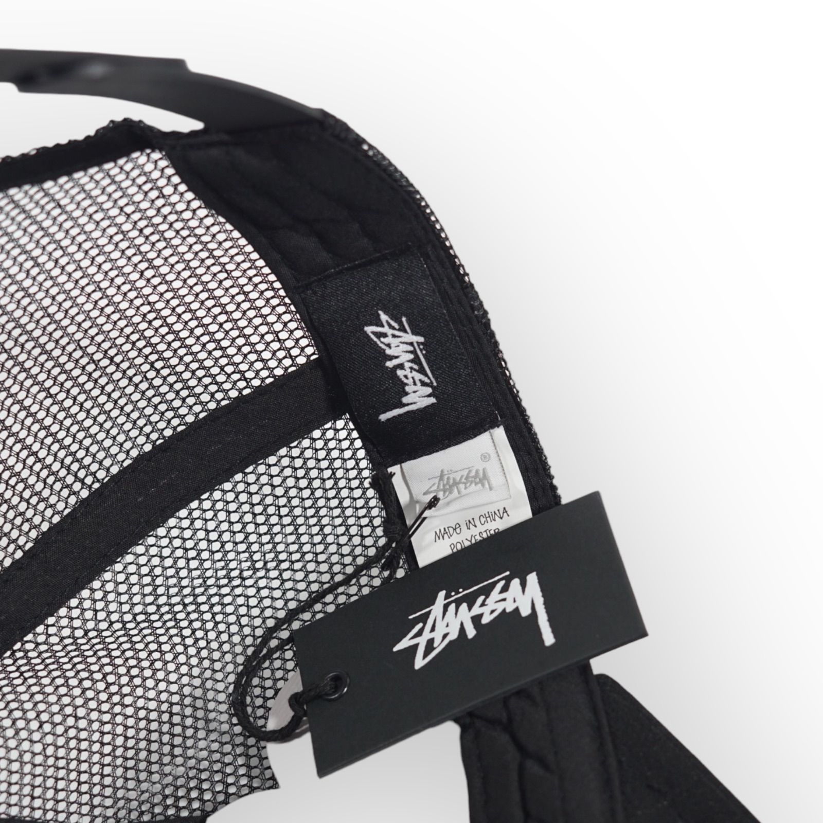 【日本未発売】Stüssy Dragon トラッカーキャップ　ステューシー 日本未発売】Stüssy Dragon Trucker Cap / Pigment Black