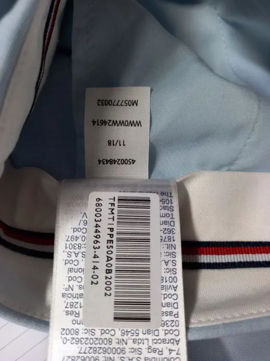 Tommy Hilfiger