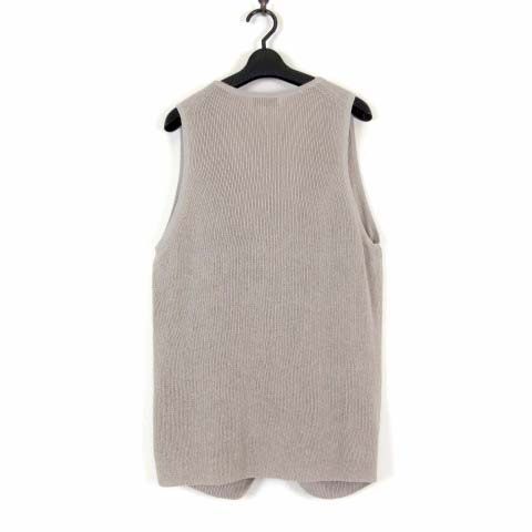 スローブイエナ　ニットジレ　ベージュ SLOBE IENA（スローブイエナ）の「ニットジレ（ベスト）」 - WEAR