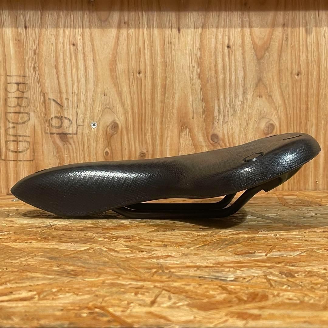 【新品】BROOKS  Cambium C67 クロスバイクやコミューターに！