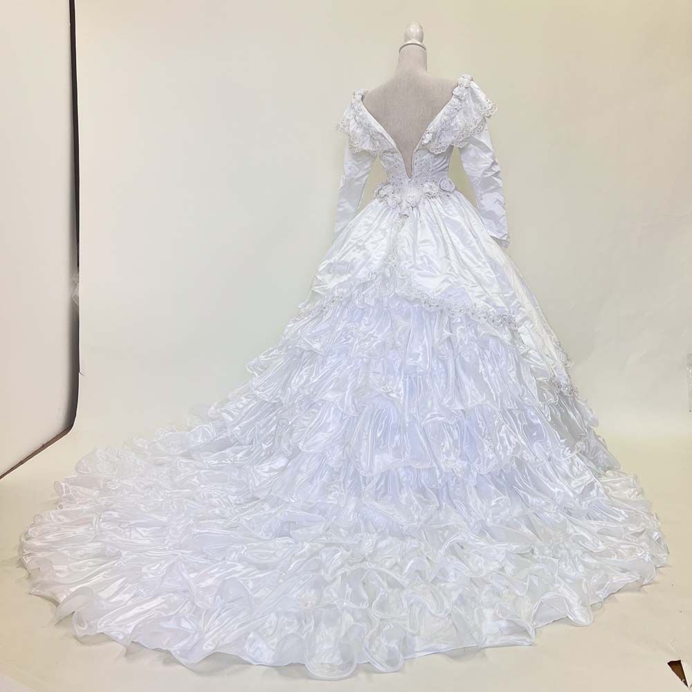 中古 ウェディングドレス BERKERTEX BRIDES 7号 プリンセス 長袖 結婚