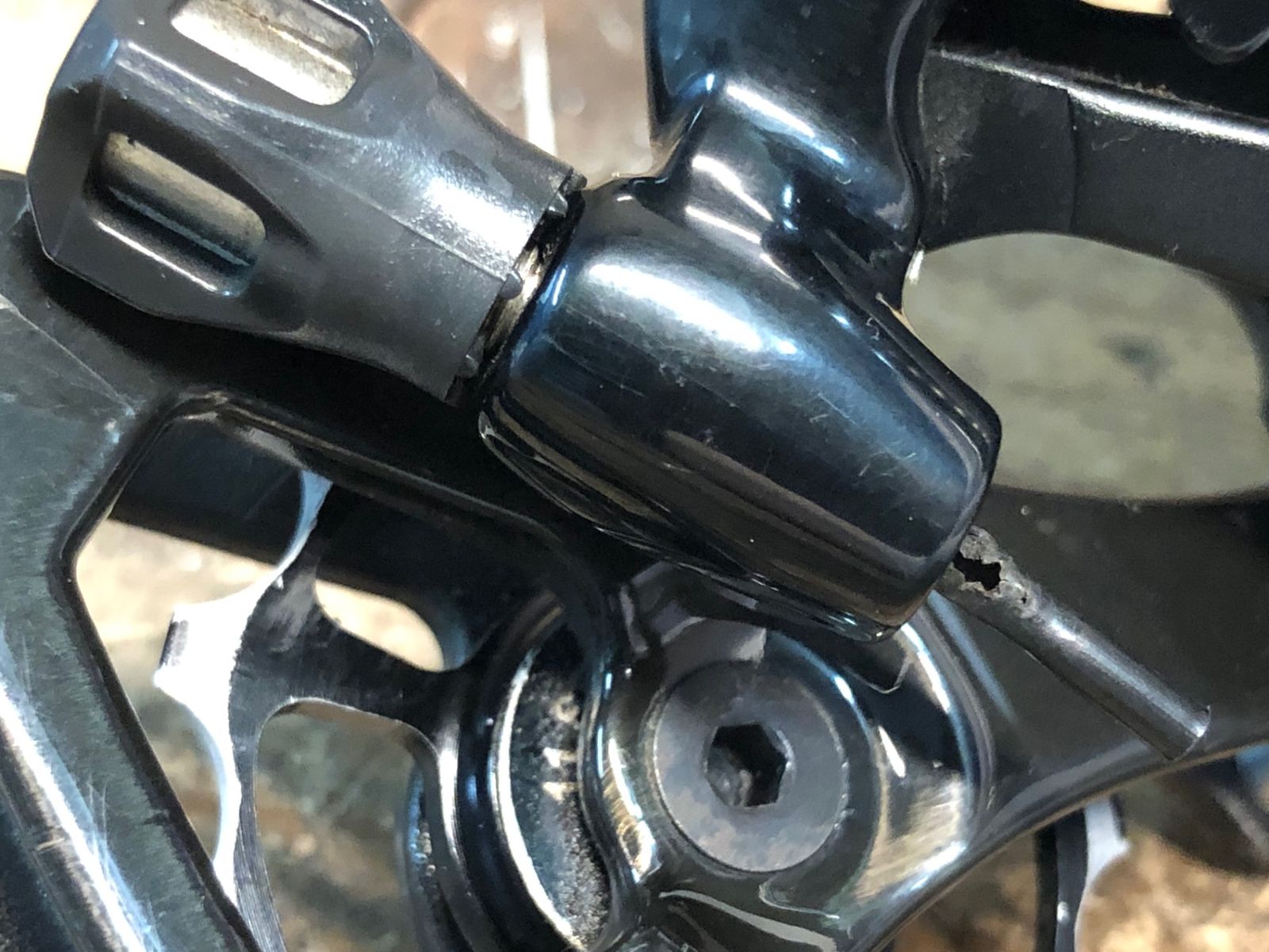 SHIMANO