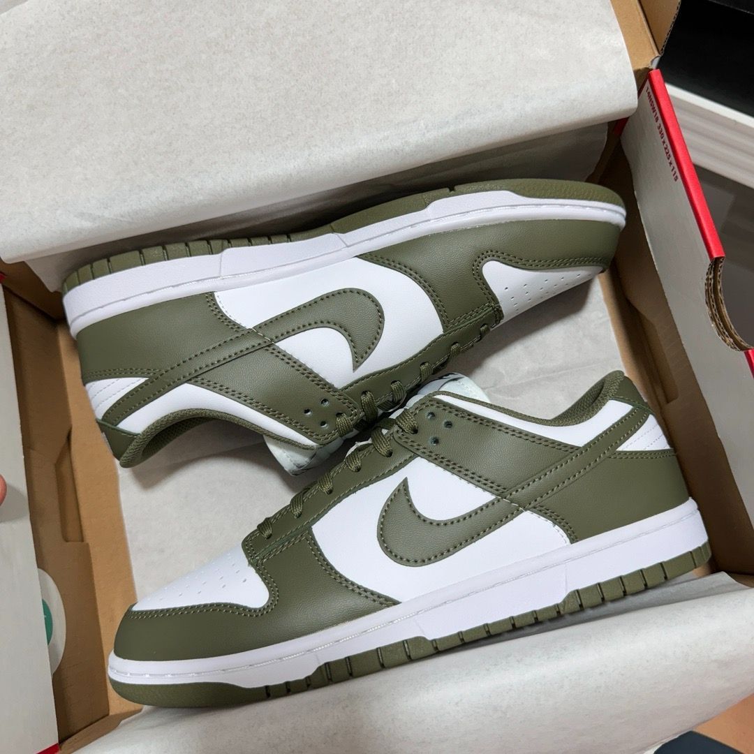 Nike Dunk Low Medium Olive