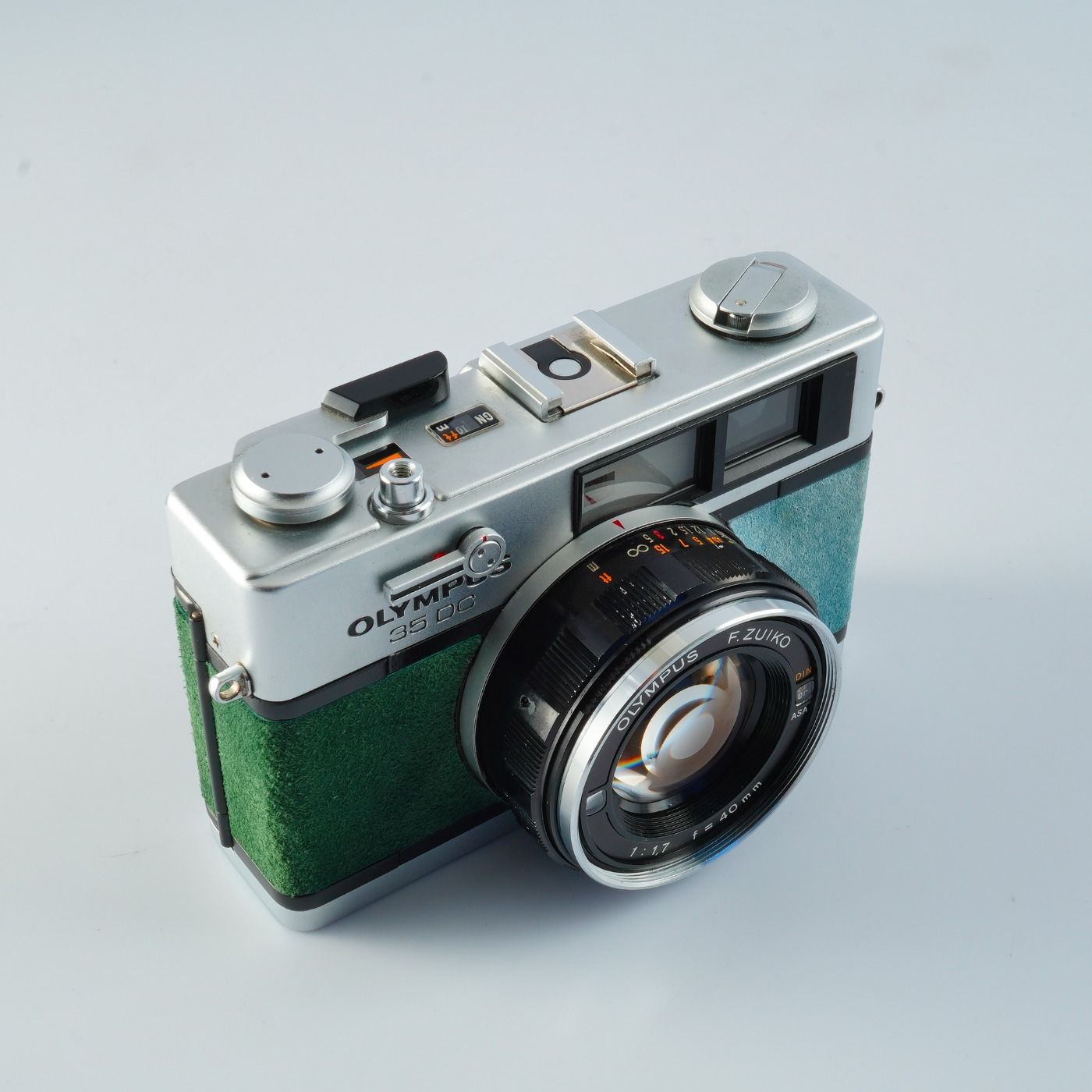 OLYMPUS 35DC フィルムカメラ（日本製） 中古 リメイク フィルム