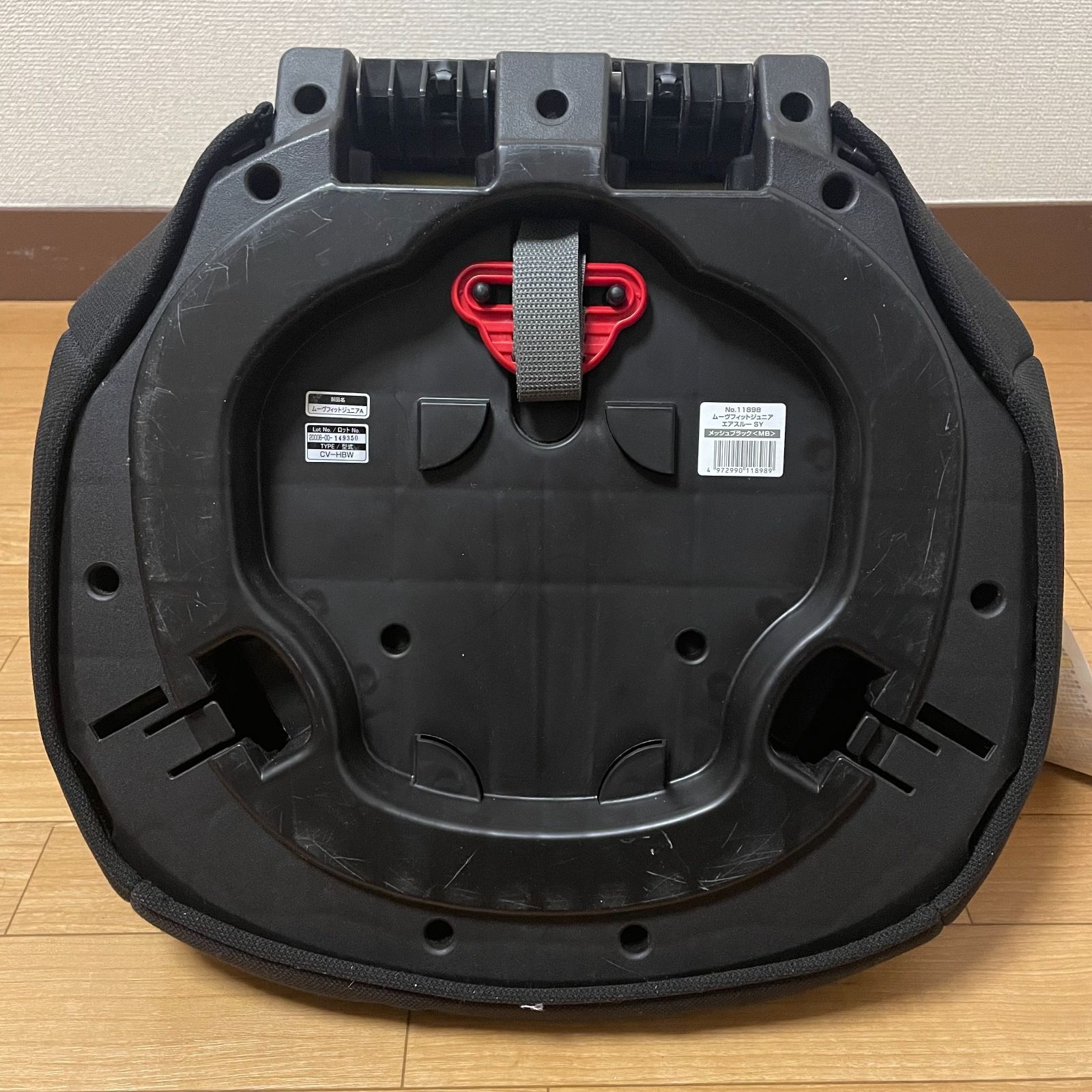 Combi コンビ ジュニアシート ムーヴフィットジュニア - メルカリ