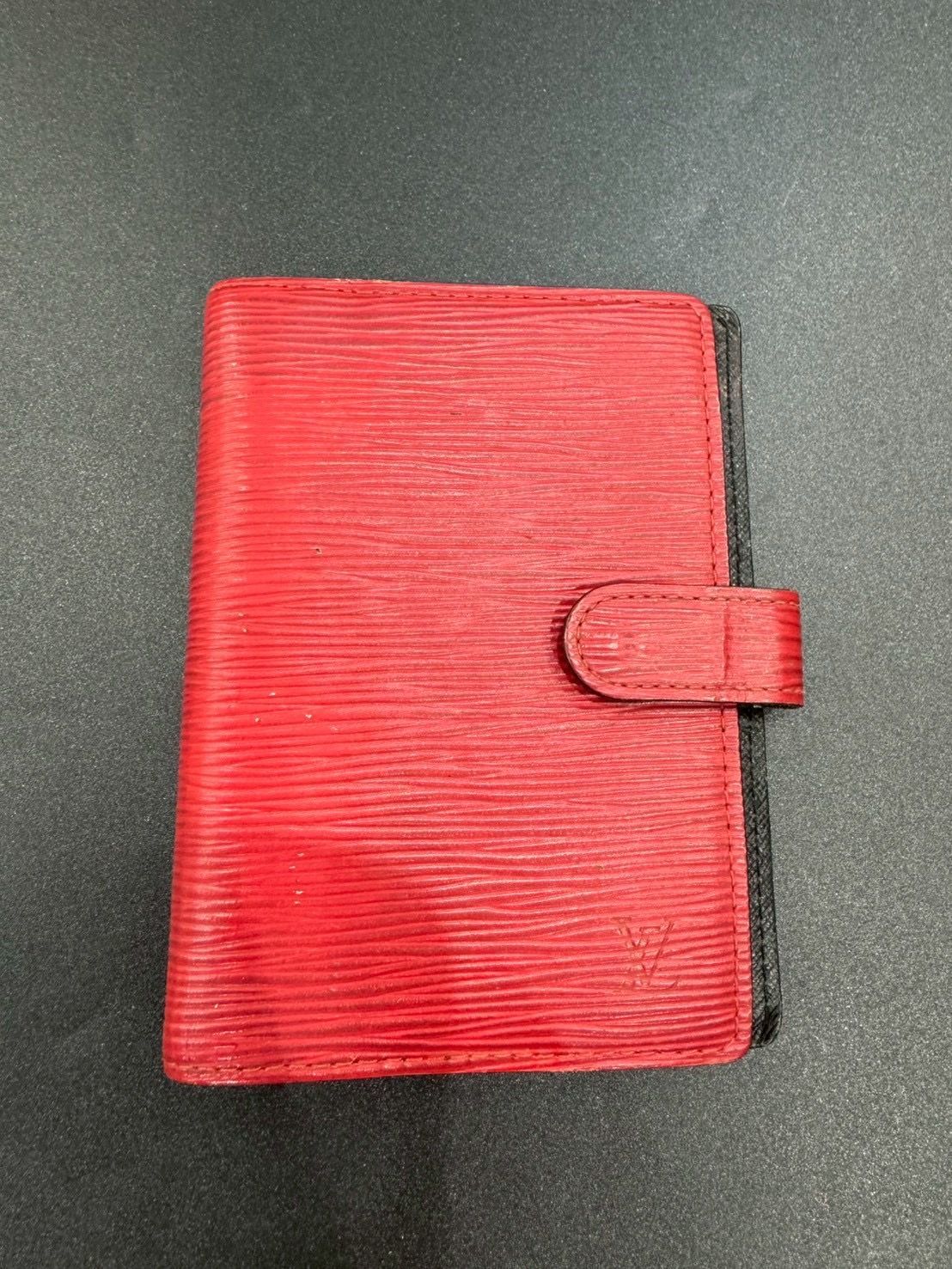 ルイヴィトン エピ アジェンダ B25101478