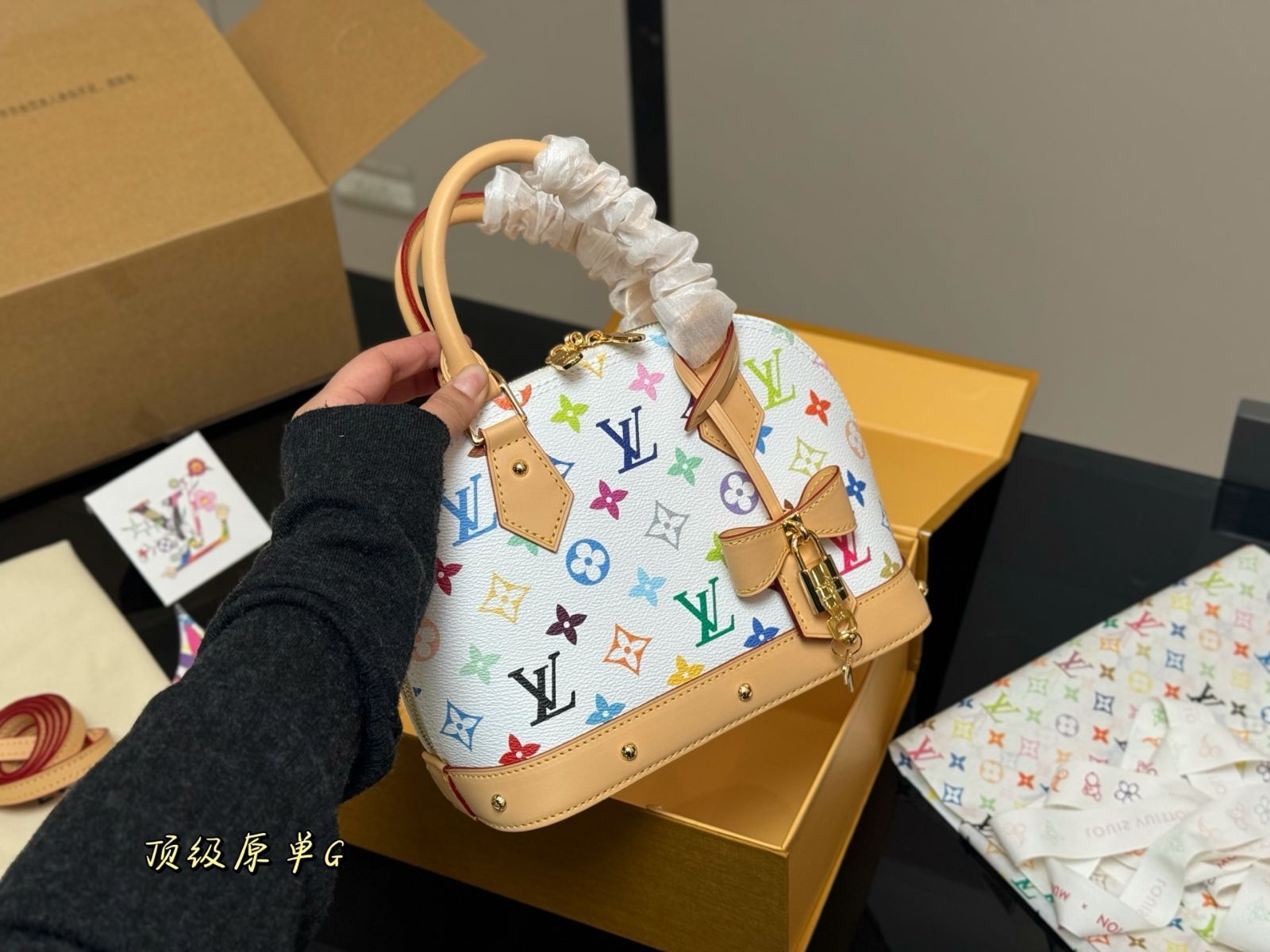 今日特価】Louis Vuitton White Multicolore Alma Bag・ルイ