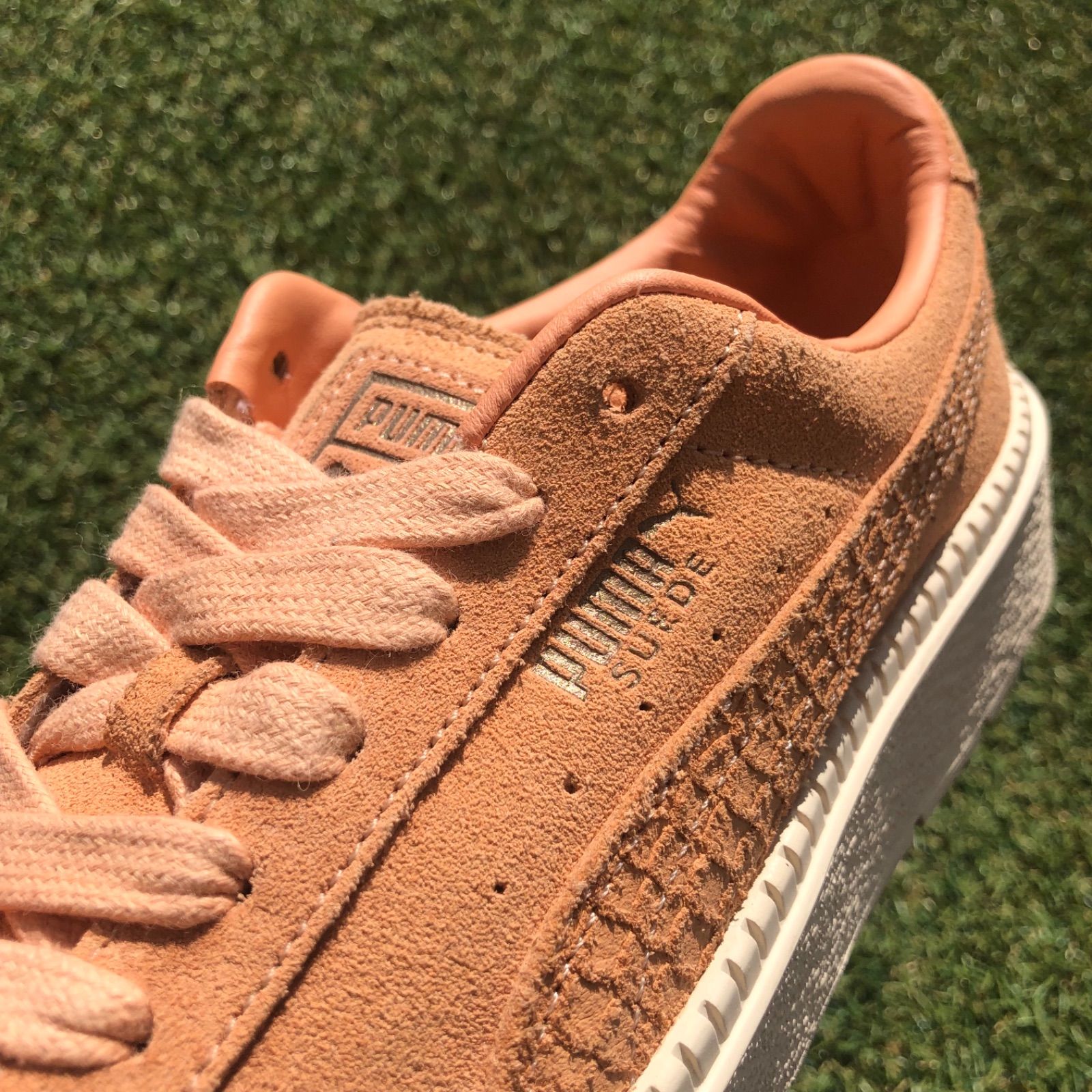 美品24 PUMA プーマ スエード プラットフォームトレース E967