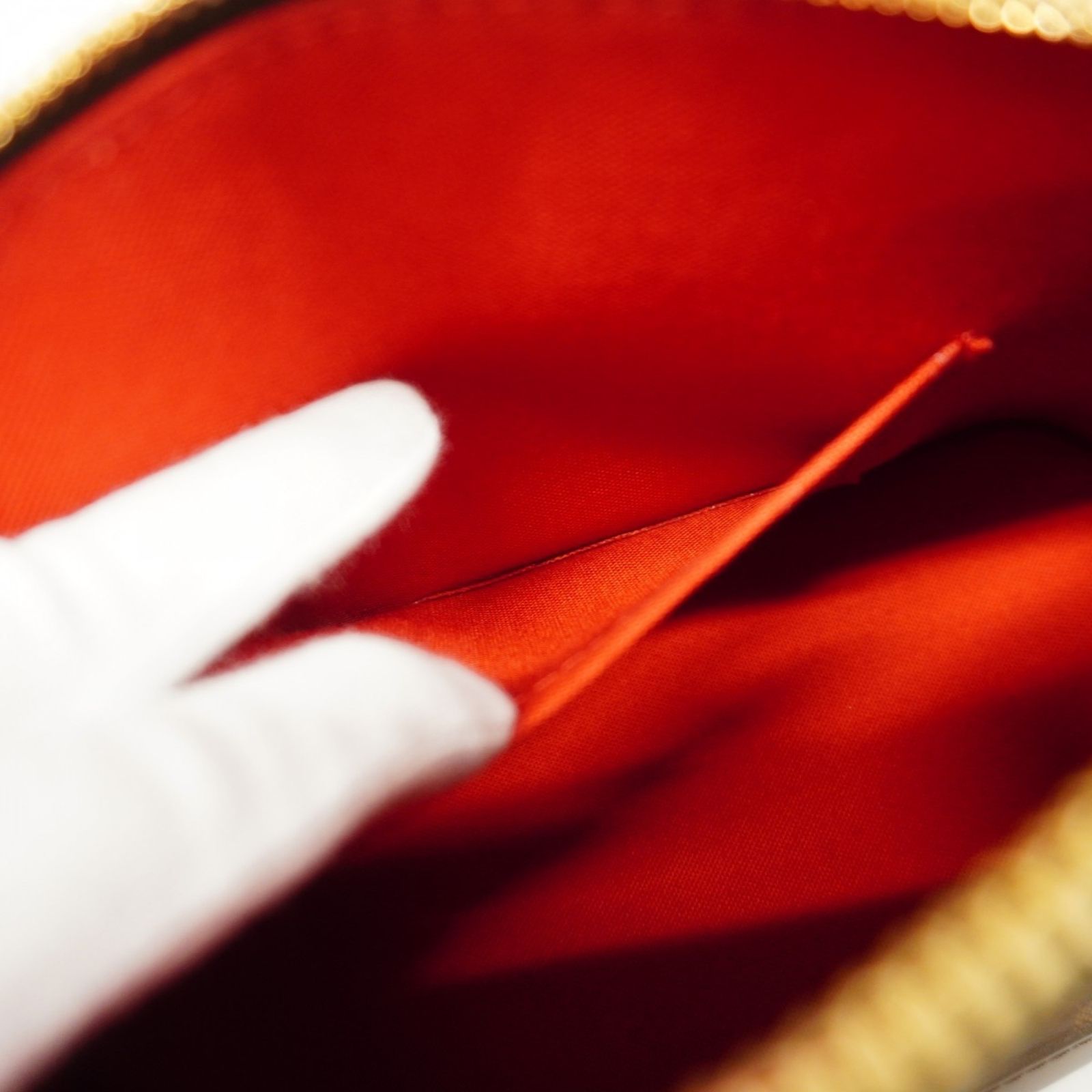 Vuitton ルイ