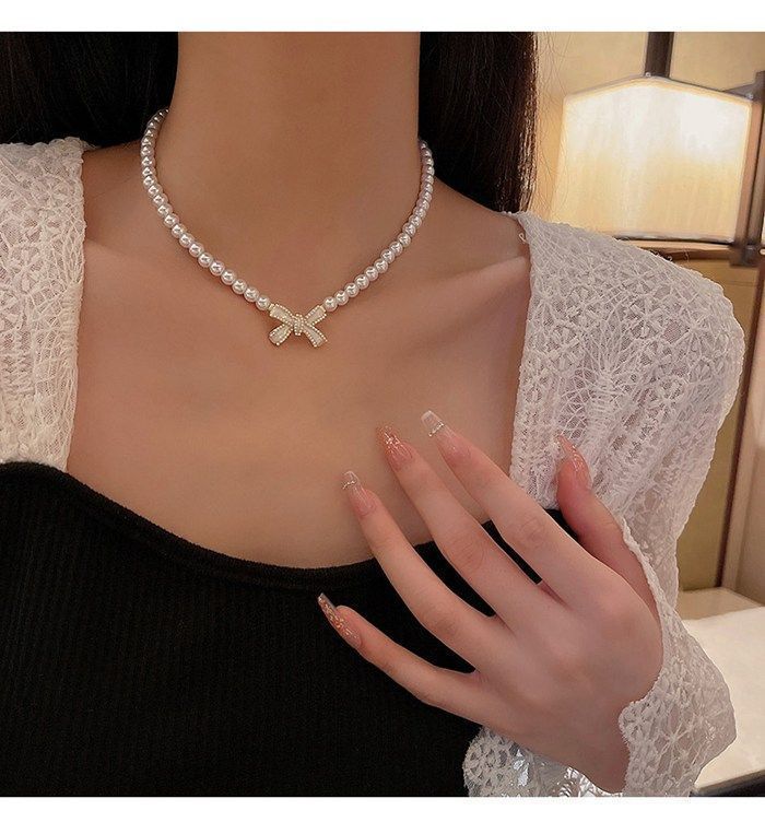 【エレガント♡美しい】Dior★ リボンパールネックレス エレガント♡美しい】Dior☆ リボンパールネックレス