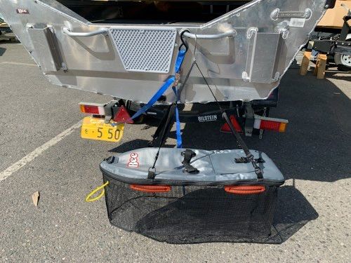 無いから作った 大型で完全浮沈 BEE80スカリ 舟形で波を切る