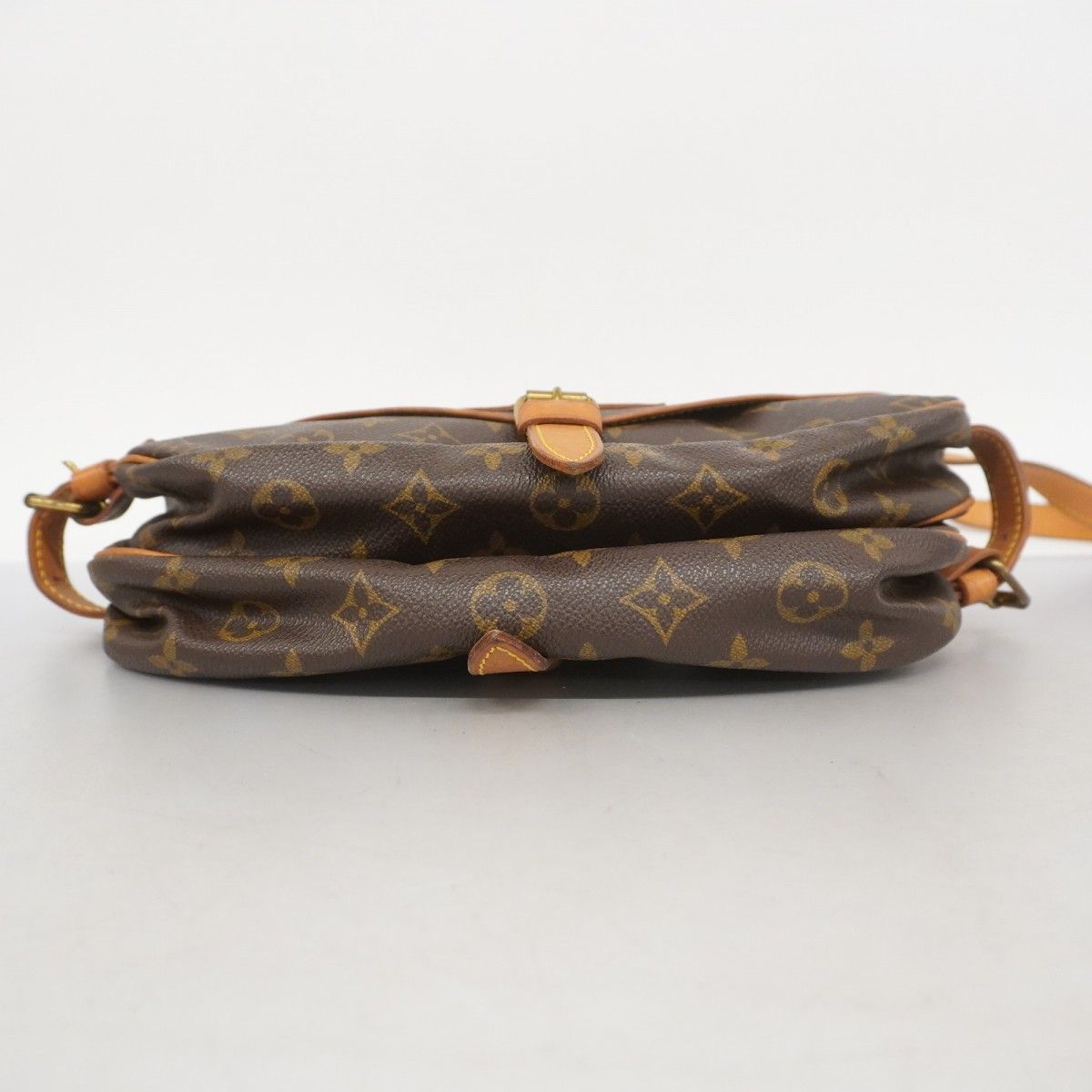 LV ルイヴィトン ソミュール30 ショルダーバッグ M42256 斜め掛け