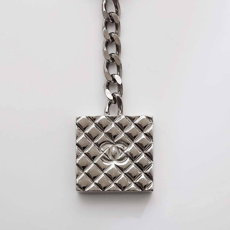 CHANEL ビンテージ カンボン プレート キーホルダー　ココマーク CHANEL - CHANEL シャネル メタルプレート キーホルダー ココ