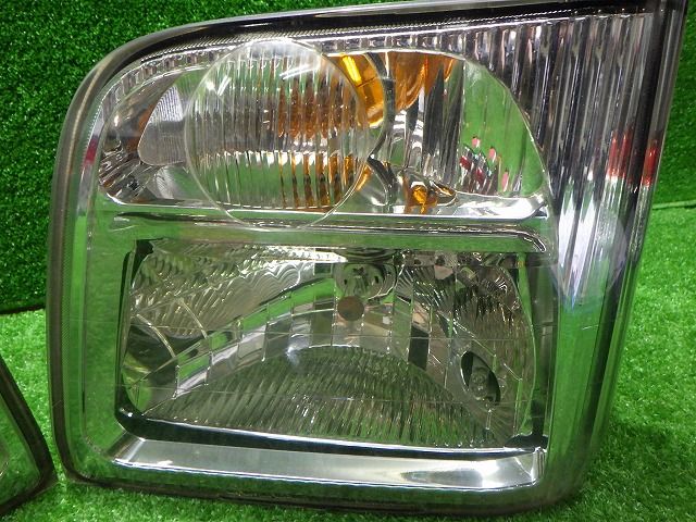 サンバー ヘッドライト 左右 ハロゲン TV TW TT 1 2 後期 レベ無し VC02-001 スバル 250912046