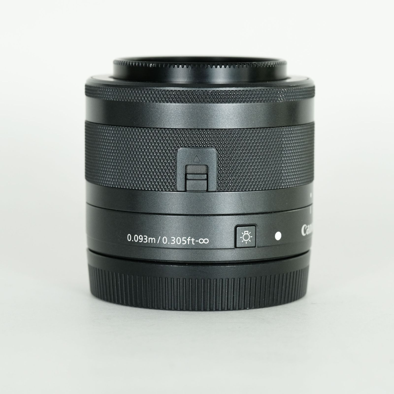 超美品 Canon EF-M28mm F3.5 マクロ IS STM（LED付） 世界初のLEDライト内蔵マクロレンズ！ キヤノン「EF-M28mm F3.5