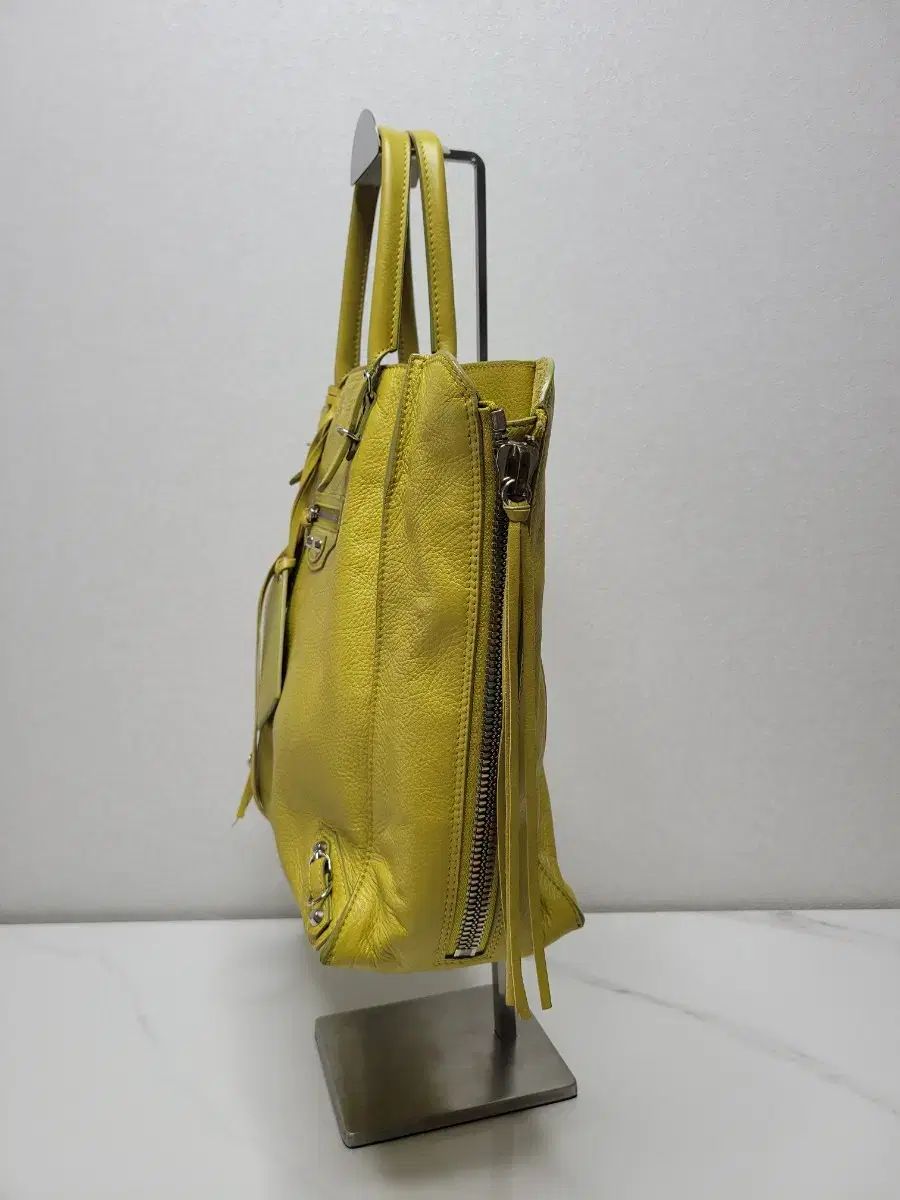 【美品】BALENCIAGA トートバッグ ペーパー A5 イエロー shop-takashimaya7_tkh21b0716001