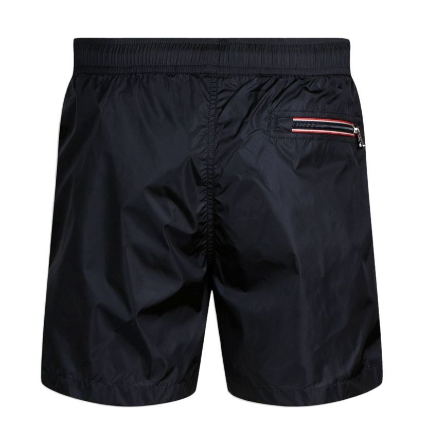 モンクレール海パン