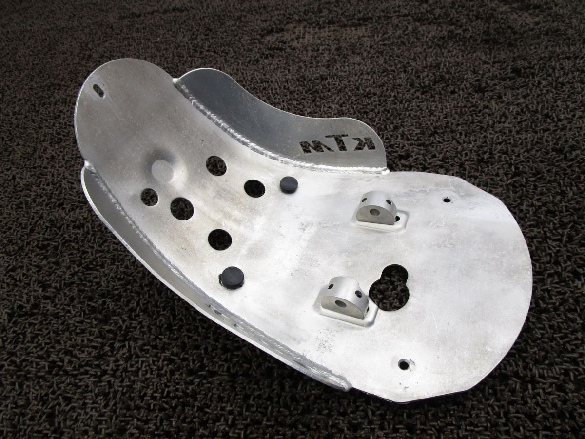 KTM 640LC4 アドベンチャー アンダーガード ▲A7146 VBKGSN KTM 584 キャブ車 動画有 ADV ADVENTURE