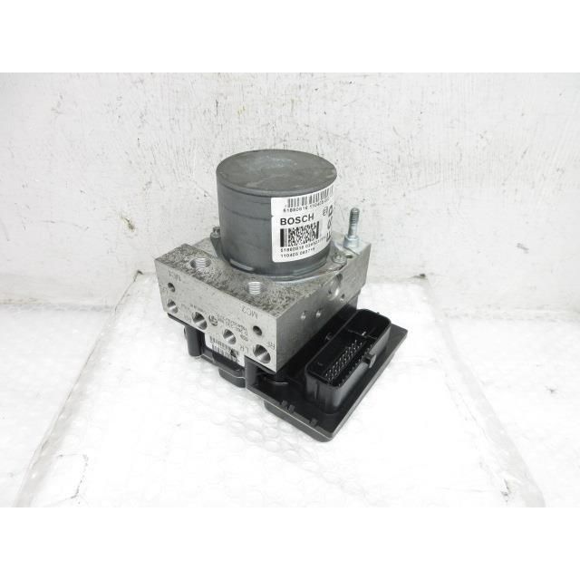 ななたページ 2012年 フィアット 500 ABA-31212 ABSアクチュエーター 0265230886