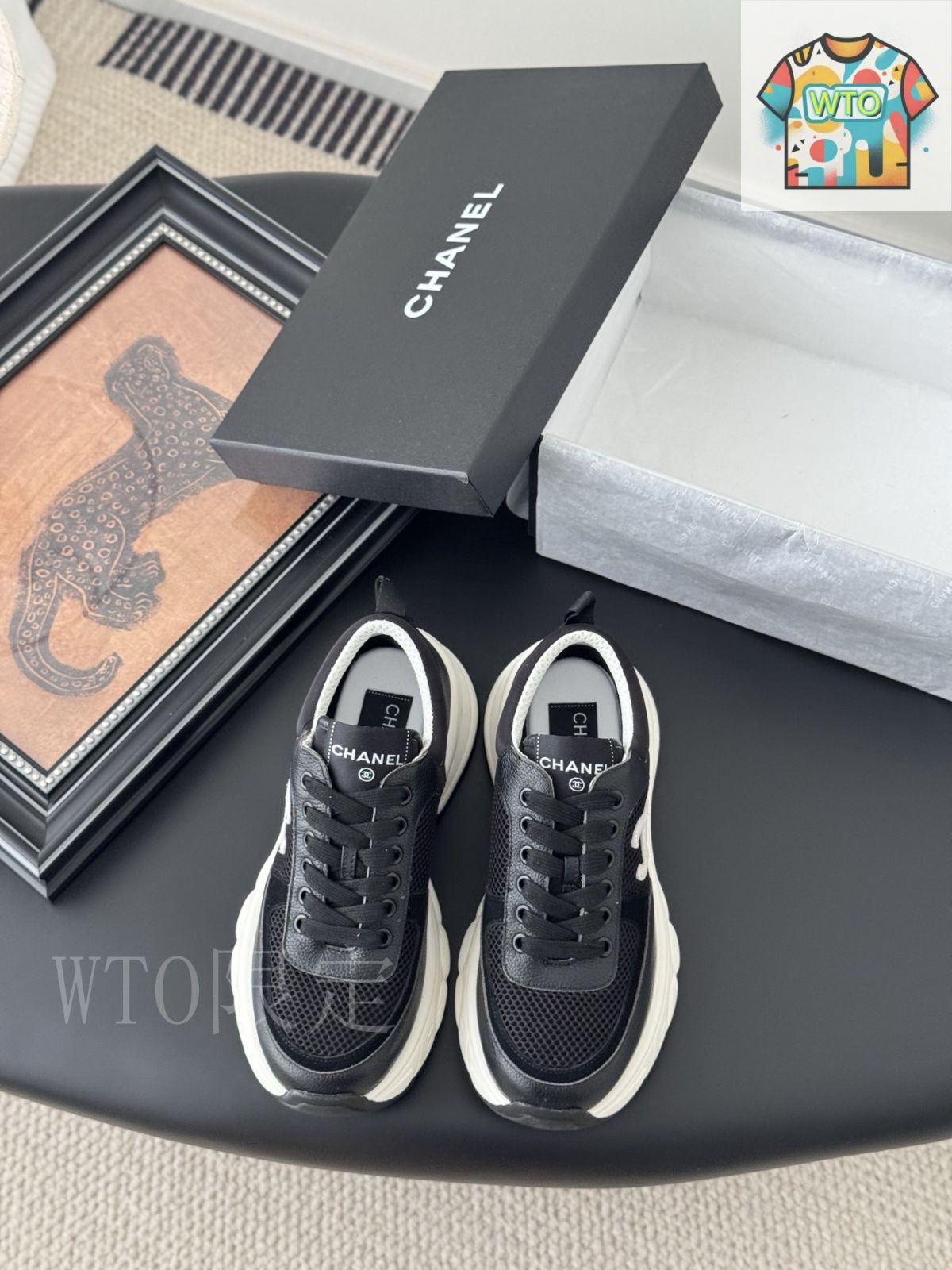 25C【オシャレなモノトーン♡】CHANEL スニーカー 人気【CHANEL】モノトーン シャネルスニーカー CCマーク (CHANEL