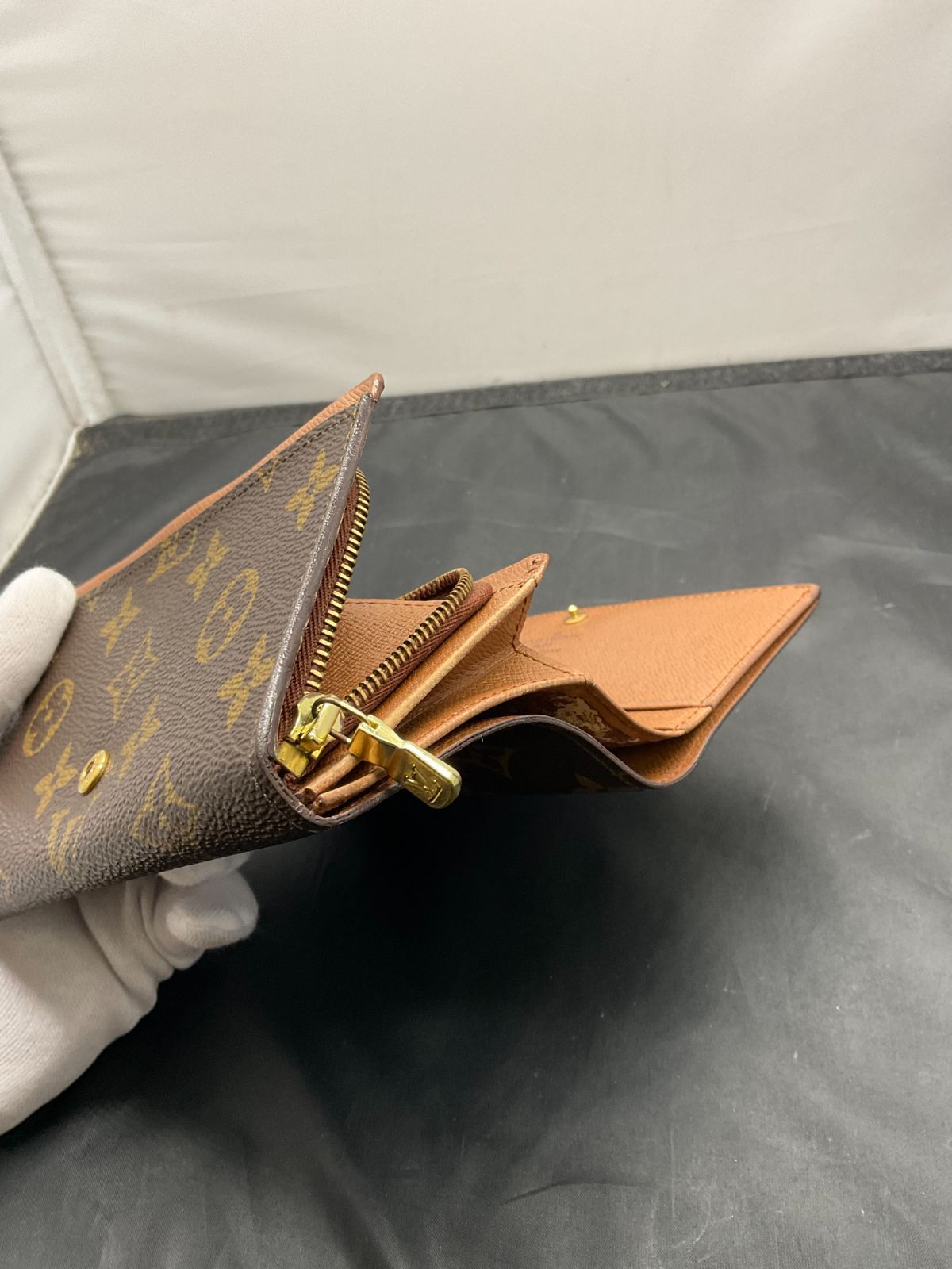 外観未使用級✨ルイヴィトン モノグラム　ポルトトレゾール インターナショナル ルイヴィトン モノグラム マルチカラー ポルトトレゾール