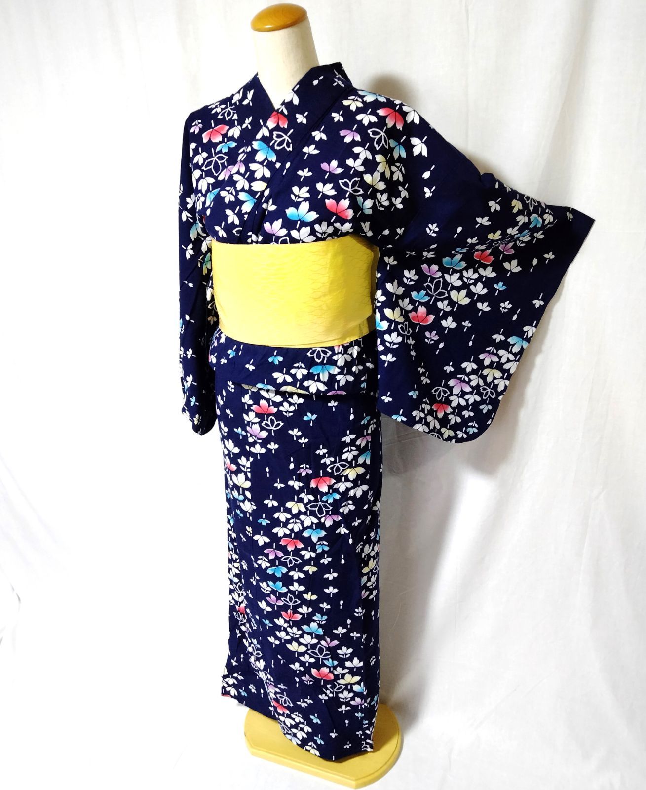 浴衣 本染め 昭和レトロ 小花柄 Yukata - メルカリ