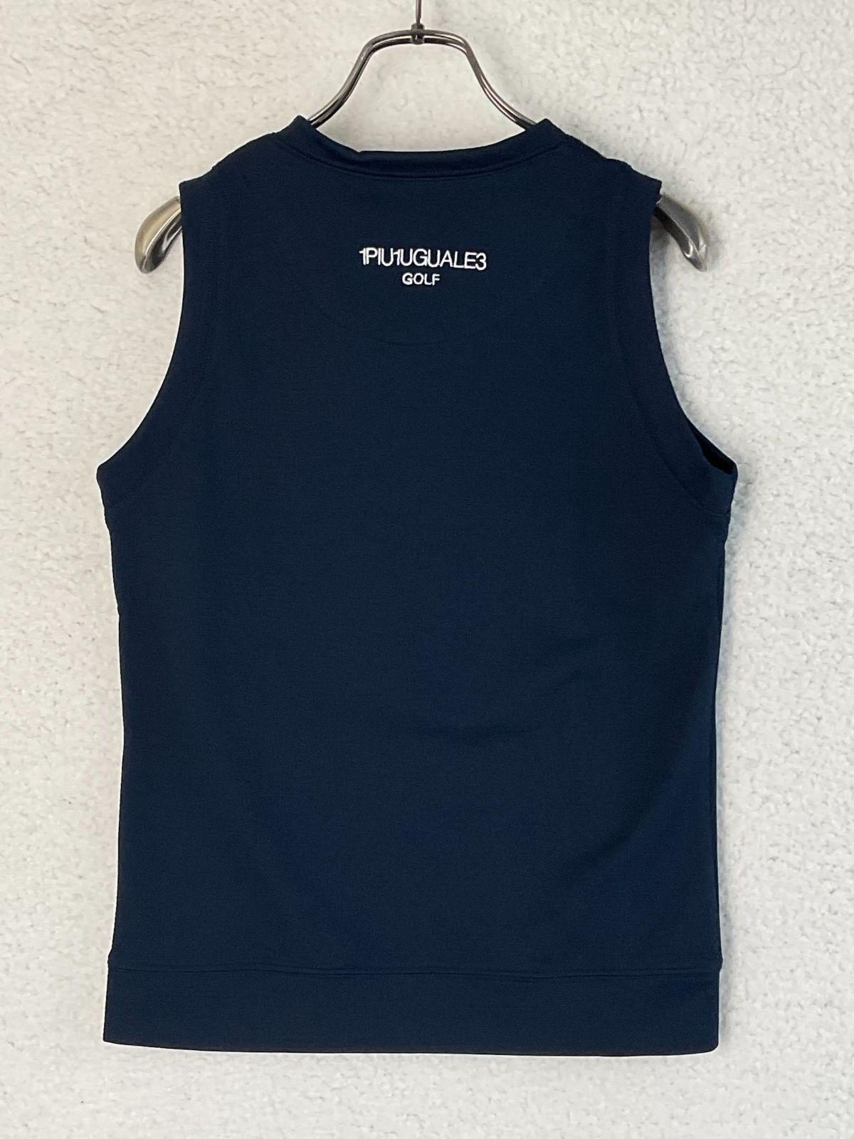 サイズS【未使用】1piu1uguale3 GOLF エンボスカットソー 未使用 1PIU1UGUALE3 GOLF 2 ネイビー ロゴエンボスノースリーブ