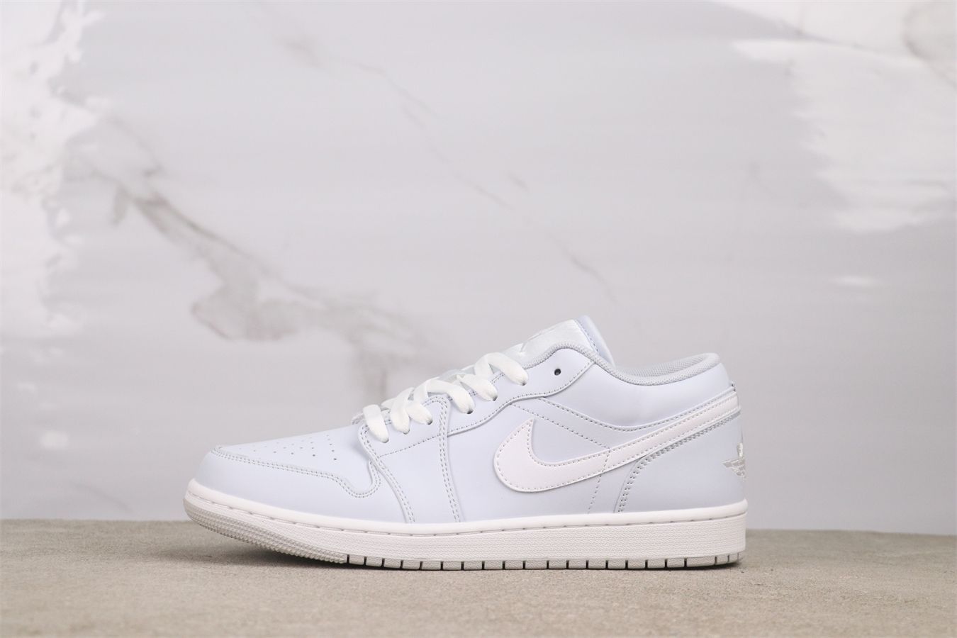 Air Jordan スニーカー ブルー/ホワイト ナイキ AIR JORDAN 1 RETRO HIGH OG レザー×スエード ハイカット