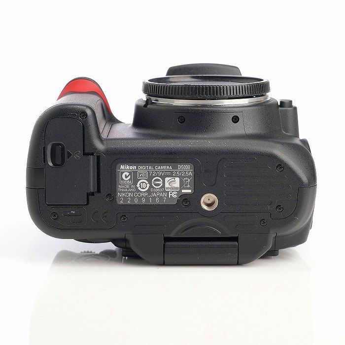 D5000