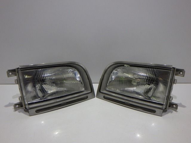 ハイゼット S200P 左ヘッドランプ ハロゲン 110-51624 売り切り LE-S210P ハイゼット トラック S200P ハロゲン 110-51624