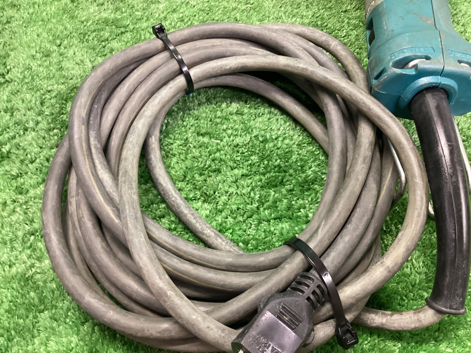 激安販売中！ makita マキタ 100vインパクトレンチ TW0250 ITMKBZX94BXU 情報が満載。