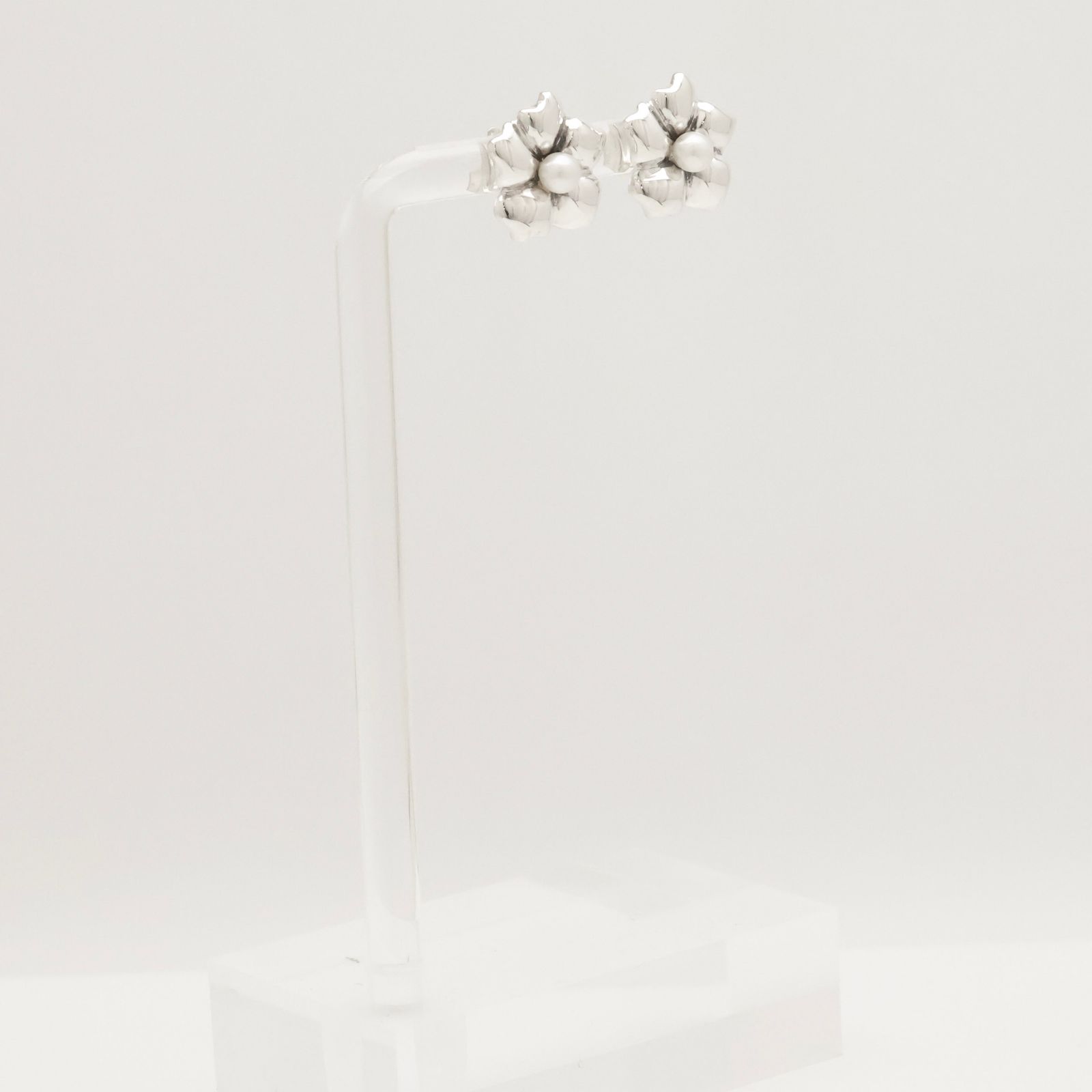 ティファニー TIFFANY&Co. フラワー パール　ピアス AG925 美品】ティファニー TIFFANY&Co. フラワー パール ピアス AG925