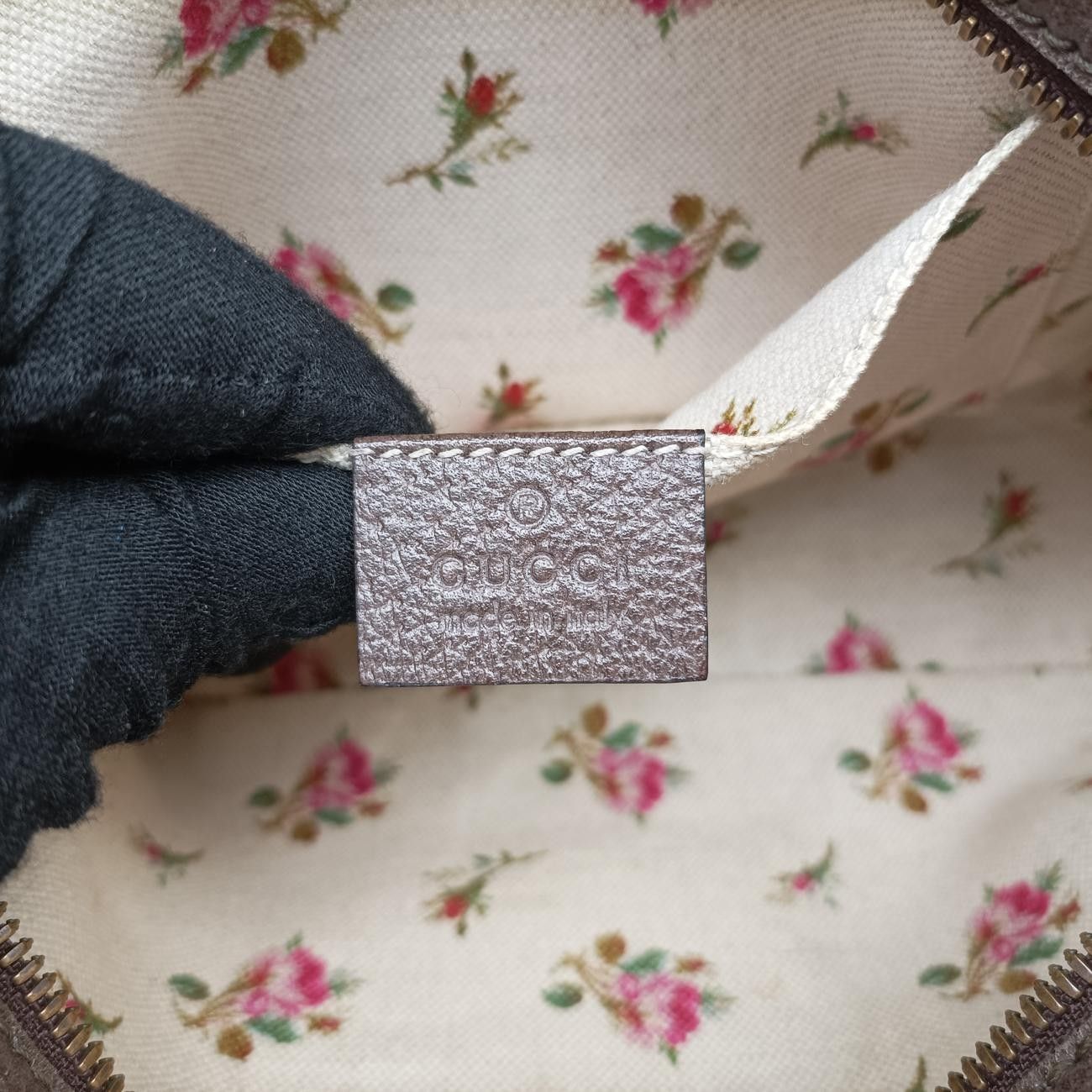 保管袋付き GUCCI ドライビングシューズ 23センチ 革靴 フォーマル ドライビングシューズ GUCCI(グッチ) - 海外通販のBUYMA