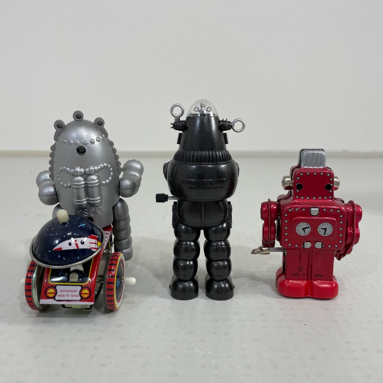 ブリキのロボット 71eIRwUGFHL._UF894,1000_QL80_.jpg